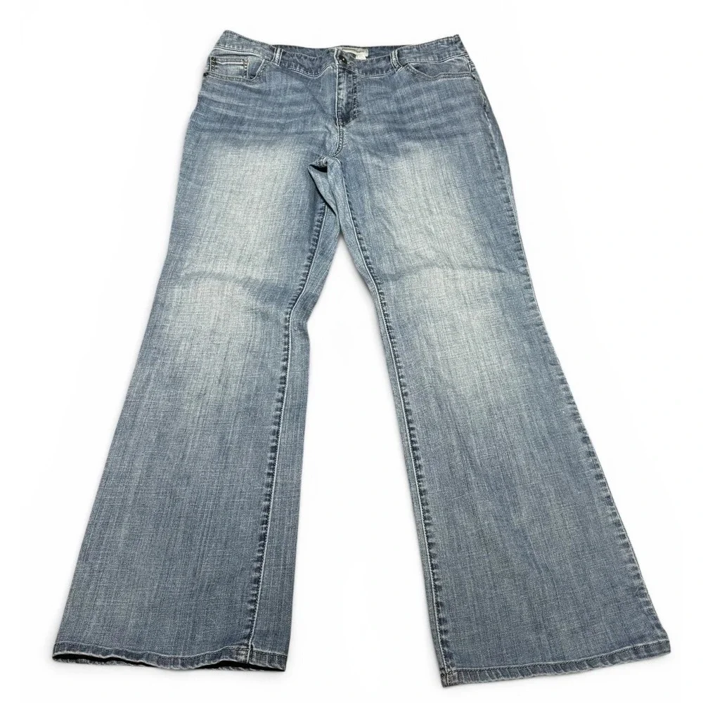 Chico's Platinum Denim Jeans Women's Size 25 Regular Light Wash Bootcut